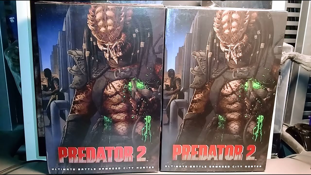 Comparison! Neca Ultimate Battle Damaged City Hunter (Original vs Reissue)