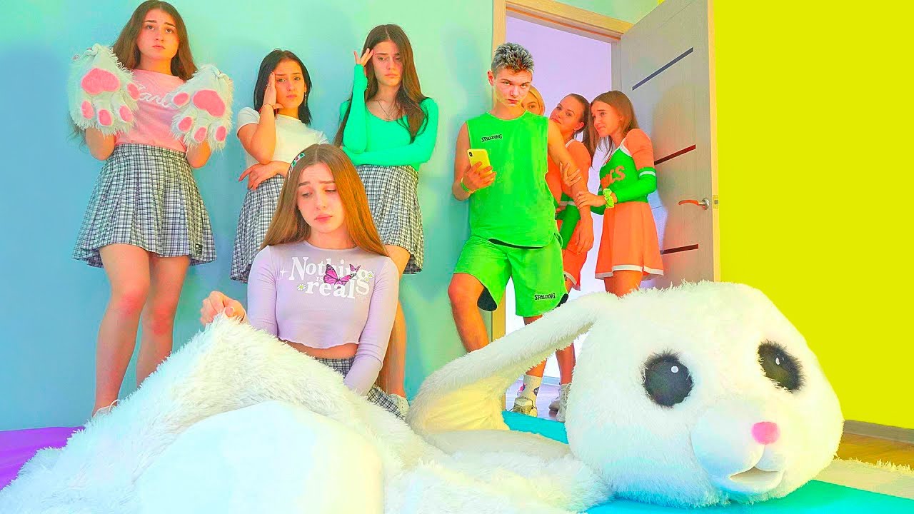 МАСКОТА НАПУСТИЛА ТИМ БАНИ 😞 Како је Дијана вратила талисман назад? 🐰💔