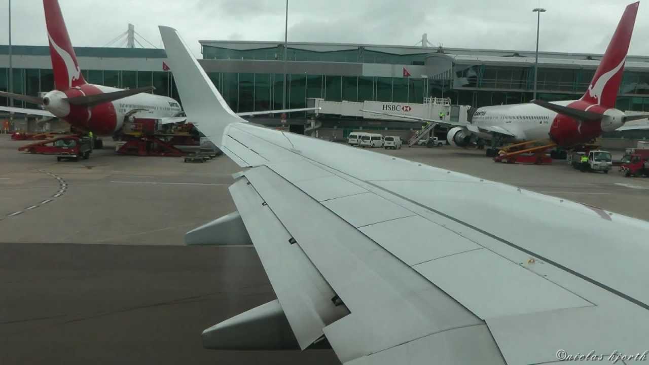 Parallel Takeoff at Sydney during the morning RUSH hours, Qantas B737-800 [HD]