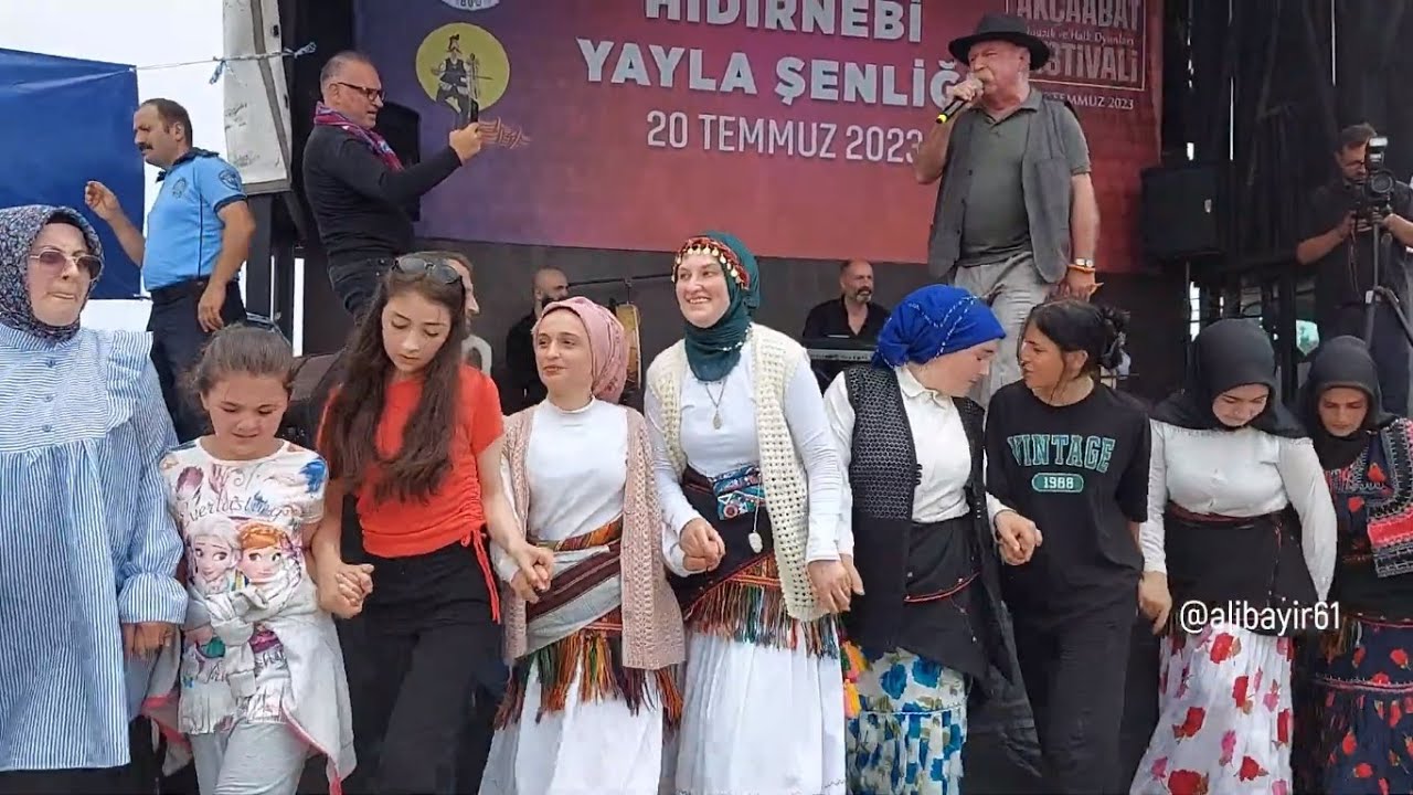 Akçaabat Hıdırnebi Yayla Şenliğinde Pala Dayı Horonda Coşku Zirvede