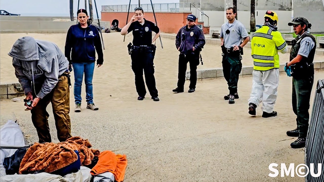 Muscle Beach Cleanup: Park Rangers and LAPD Oversee Removal of Homeless Encampment