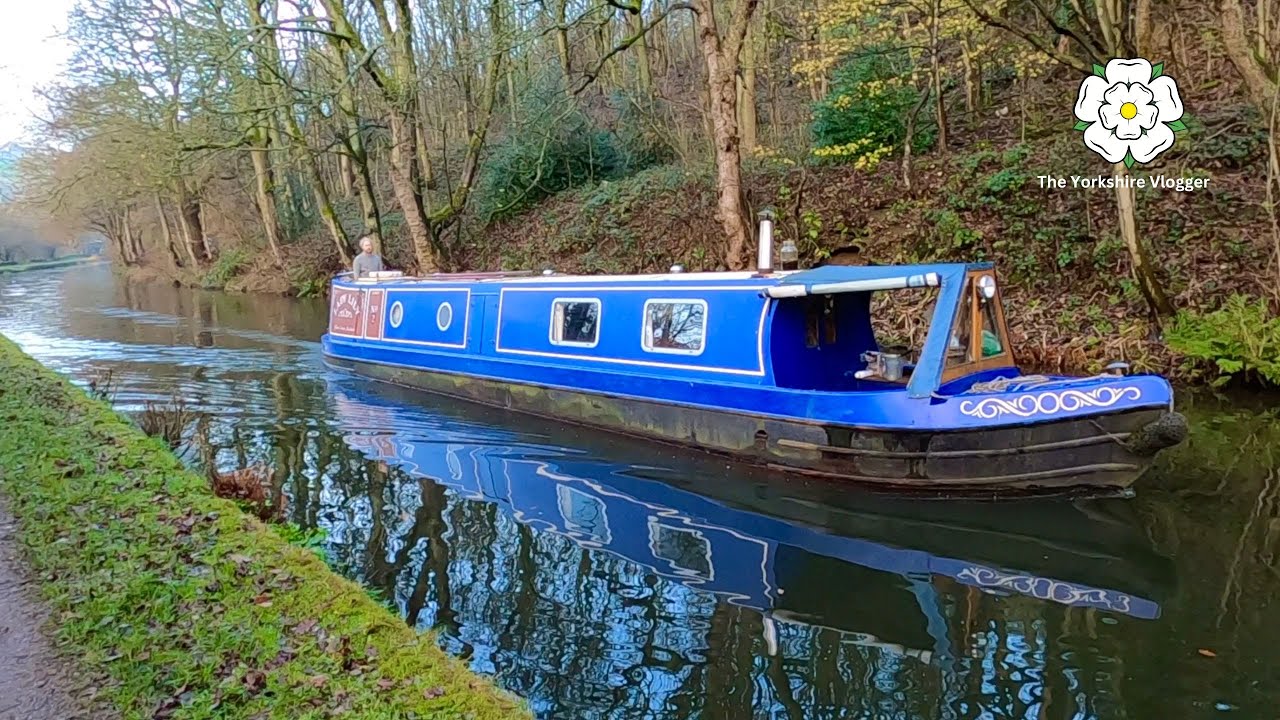 SOWERBY BRIDGE to HEBDEN BRIDGE | Canal Walk with Music (Vlog #43)