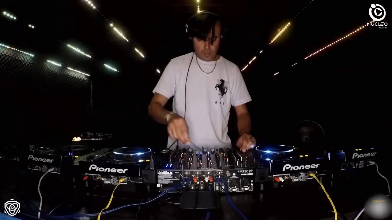 Techno mix by URBAN GROOVE (Dj Set) | Culto 4° Aniversario n°72.