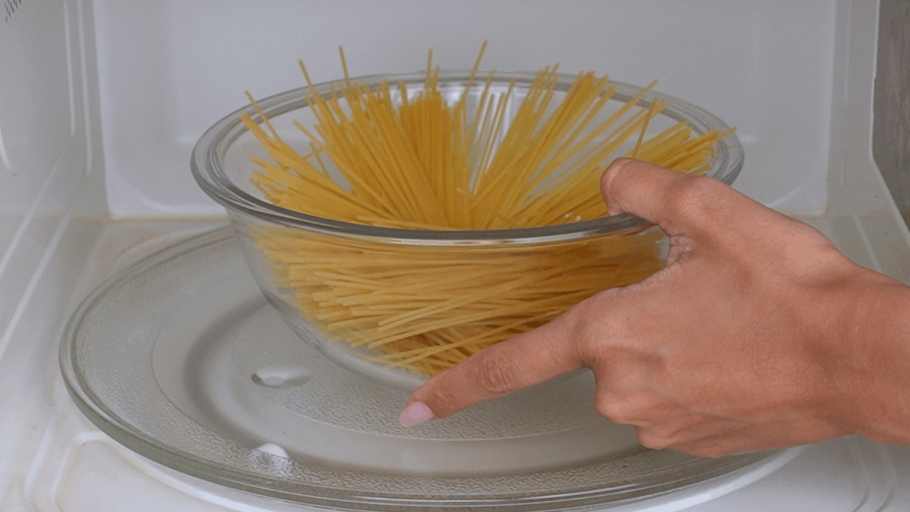 Um truque genial com macarrão que aprendi com um amigo da Itália