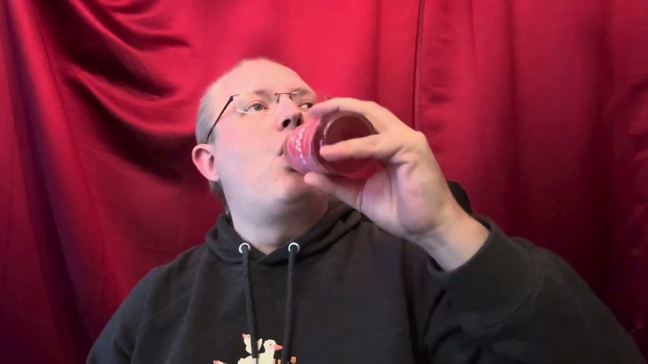 Ottar tries Törst Real Raspberry