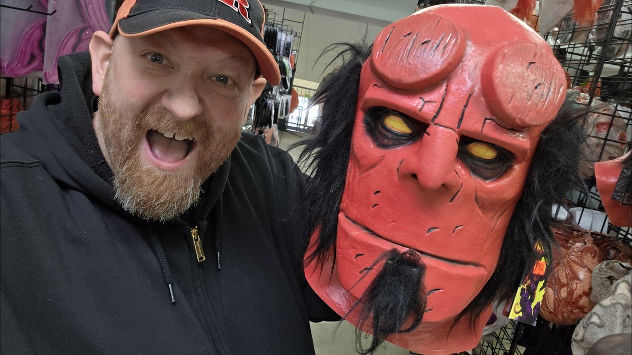 FRIDAY THE 13TH SPECIAL EXPLORING THE COSTUME SHOP at PARTY PLACE! daily vlog 38
