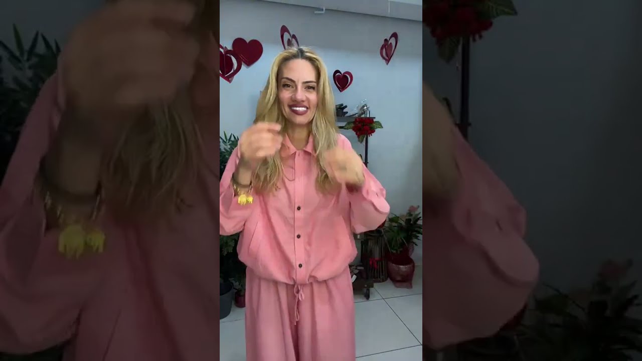 Το κανάλι NARKISO Clothes by Vivi Tsiami κάνει ζωντανή μετάδοση!