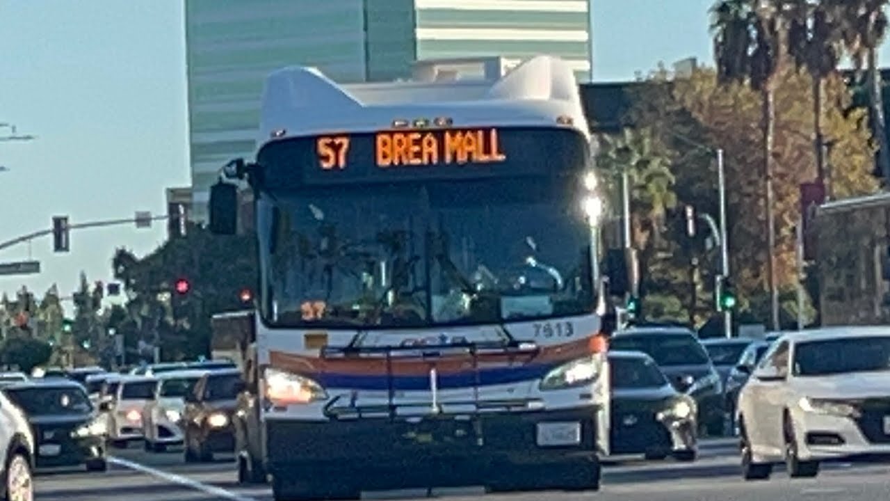 OCTA 2013 New Flyer XN60 #7613