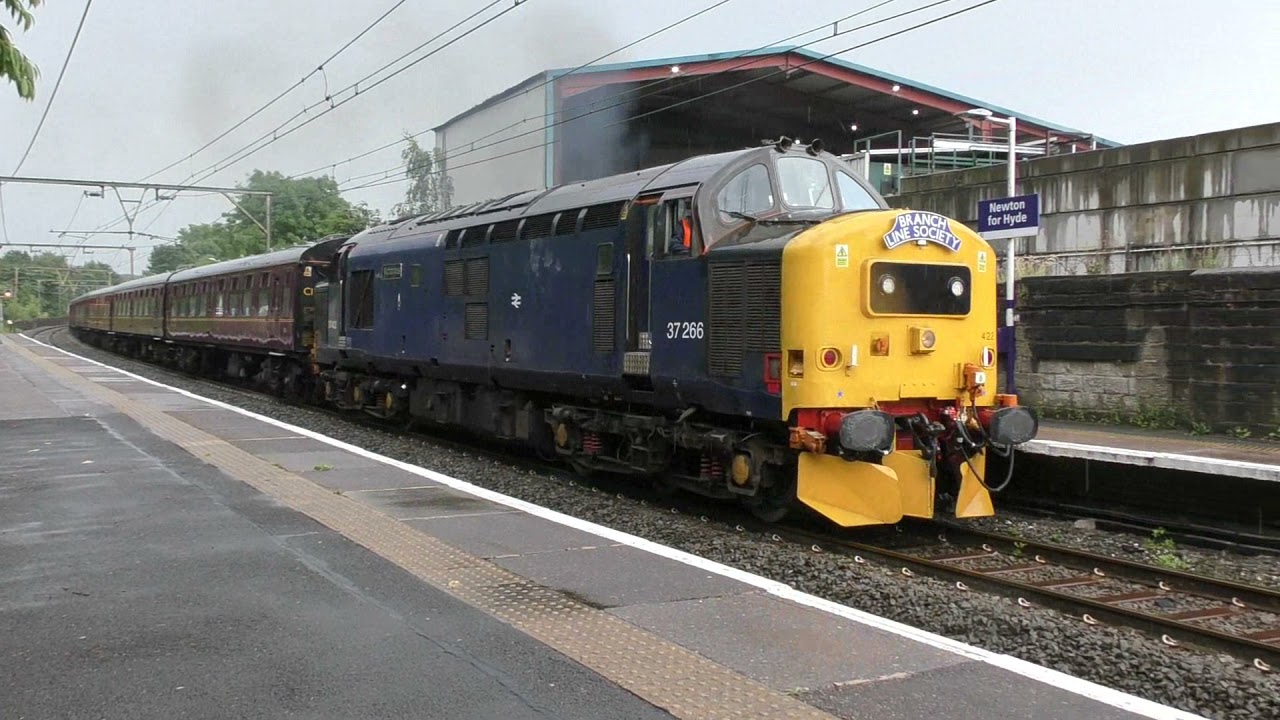 37422 departing Newton for Hyde. 04/07/21.