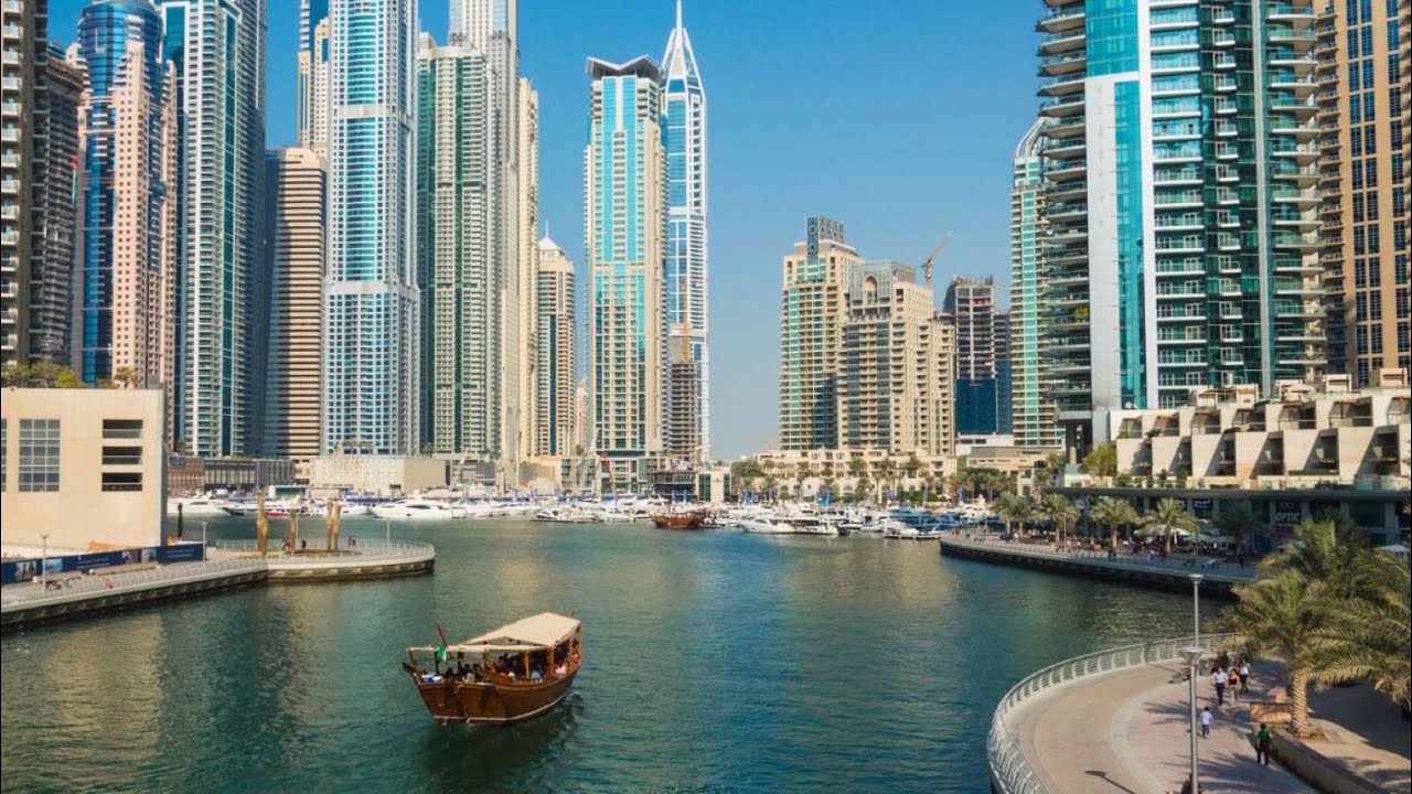 7 days in Dubai/ Bonnington hotel Dubai Marina/ Rain in Dubai/ La perle by dragonete/ Sufouh beach
