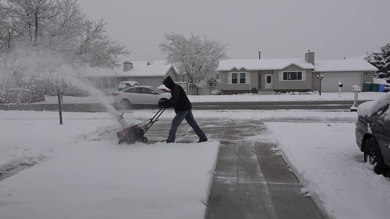 Toro CCR 3650 6 5 HP 20 Inch Snow Blower