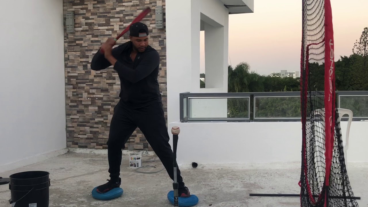 Robert valdez “valdez hitting club” hitting drills/ robert valdez drills de bateo
