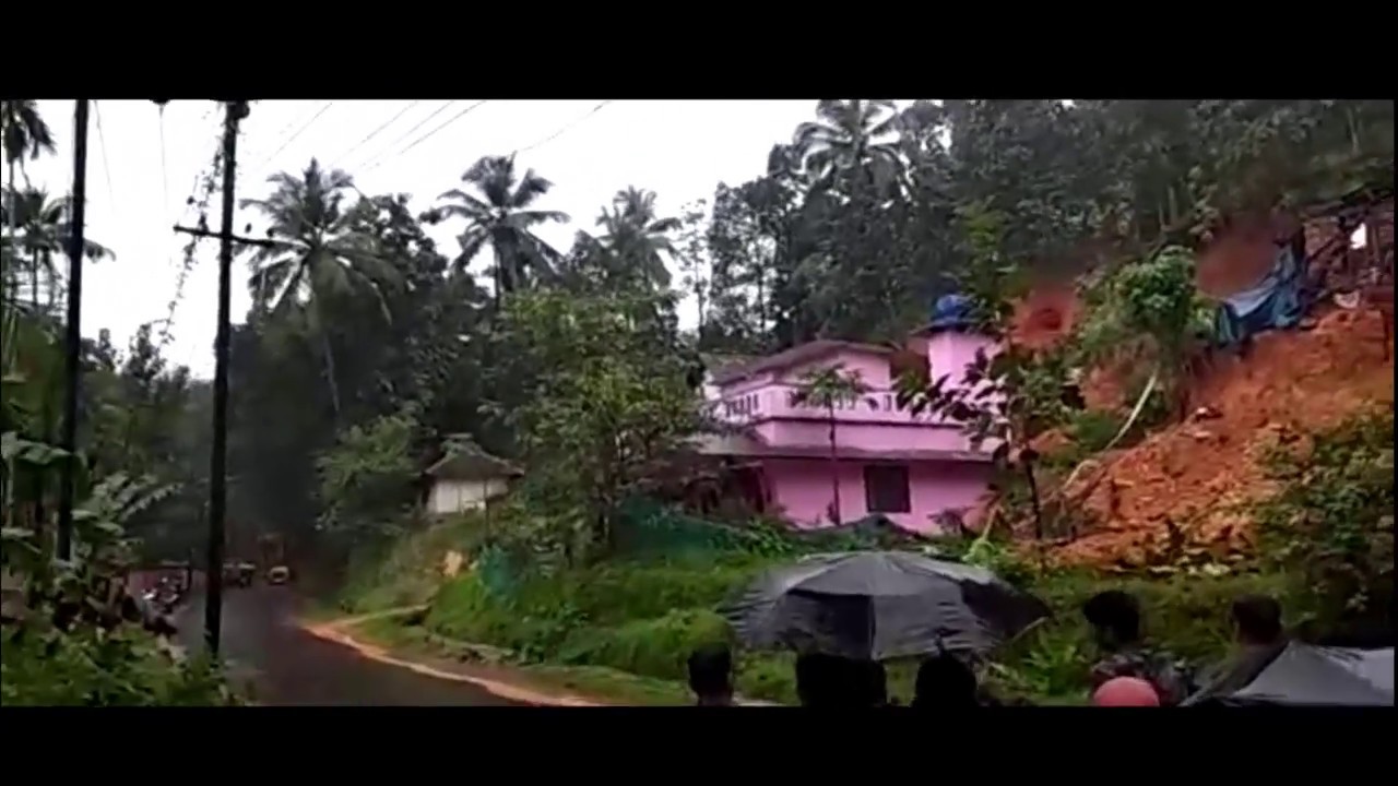 Live house crash at malabar, kerala, live accident kerala