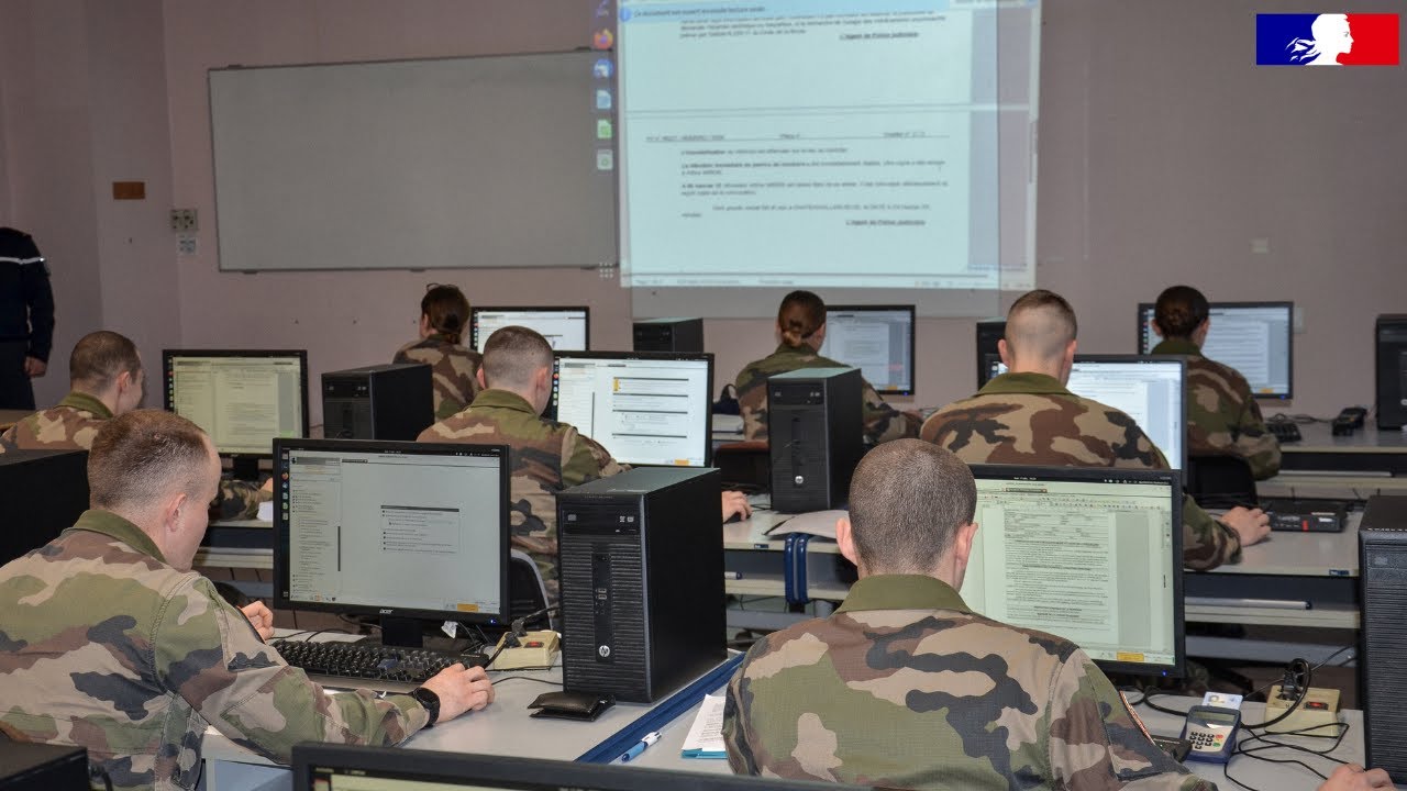 Formation de sous-officier de gendarmerie