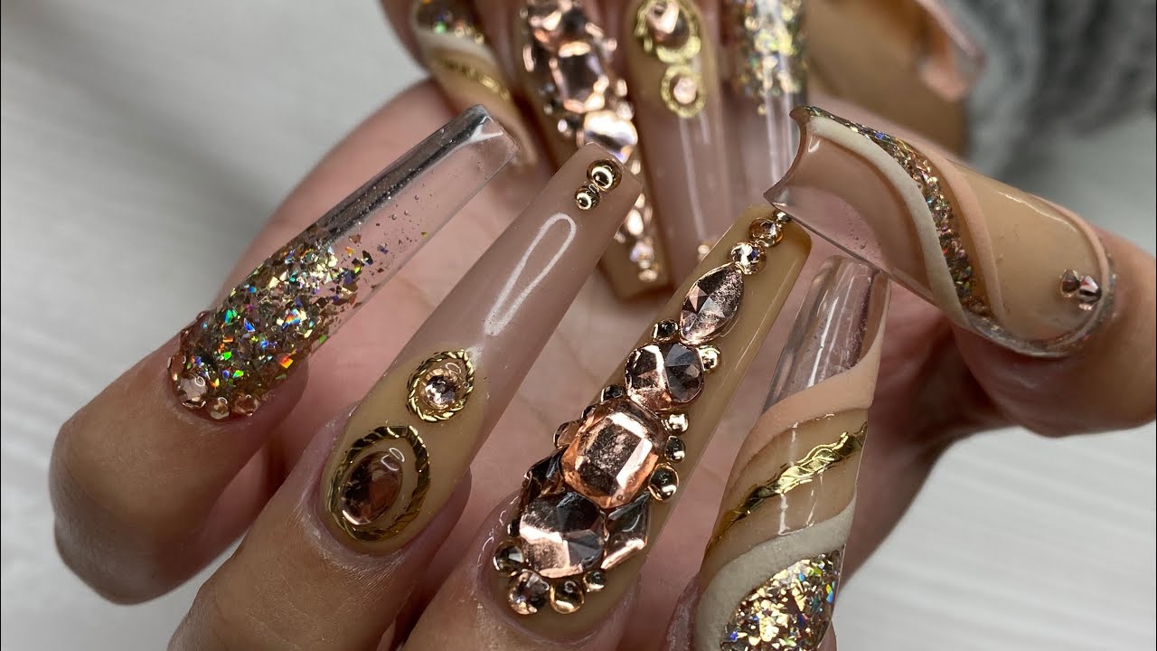 Watch me work | Nude fantasy | Modelones gel polishes & stickers