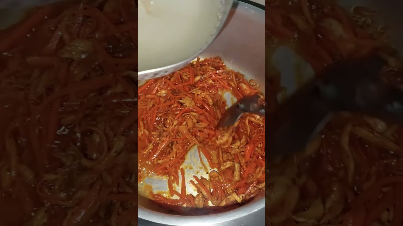 Healthy Chicken Sotanghon Soup