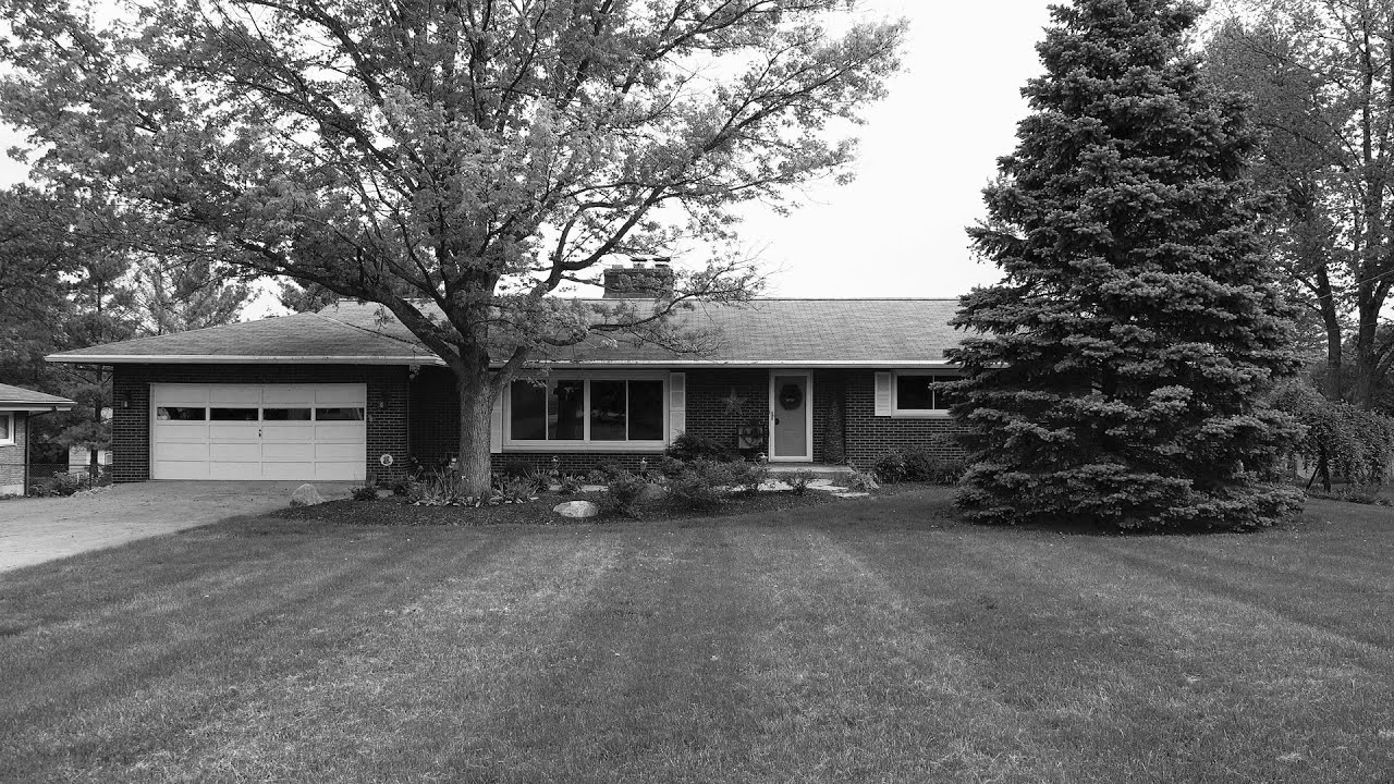 The  Mansion  of  Monroe,  Monroe,  Ohio,  LeSourdsville  Lake,  Dick  Clark,  McGuire  Sisters