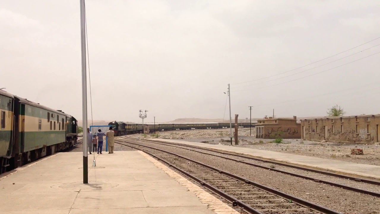 Aab-e-Gum Railway Station Balochistan :Karasing to bolan express and overtake to twins bolan
