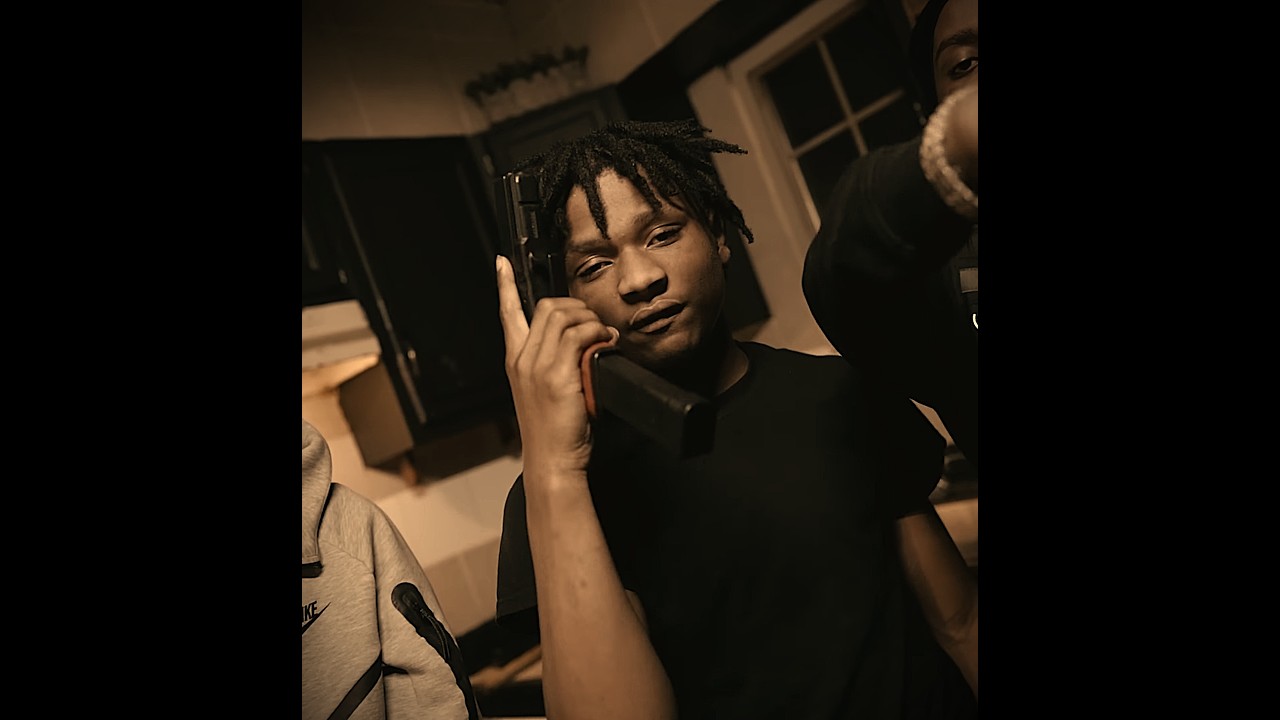 [FREE] Chuckyy x Lil Noonie Sample Type Beat - 