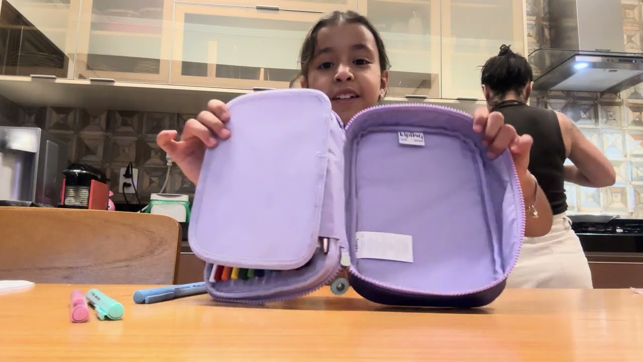 Organizando meu estojo de volta às aulas!!!!