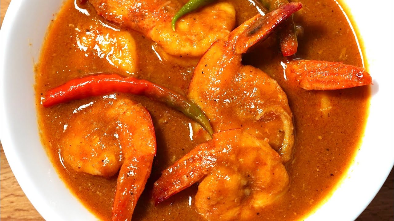 VERY DELICIOUS Creamy Prawn Curry | POPULAR  BENGALI Chingri Malaikari Recipe