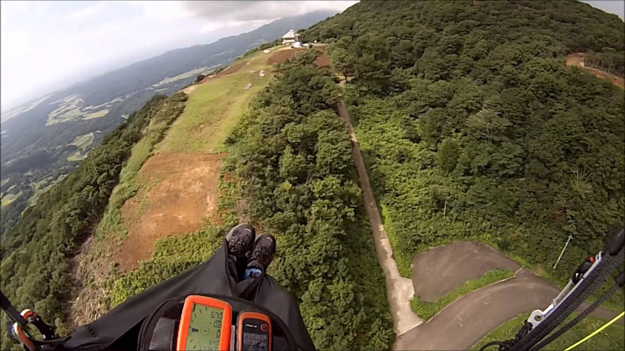 パラグライダー　尾神岳　8.30　トップラン最高！