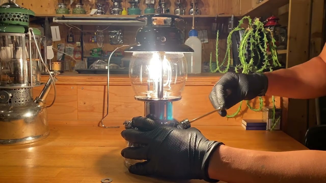 1960's AUSTRAMAX model 3/300 Australia vintage lantern Ignition video 点火動画 ビンテージ ランタン オーストラマックス