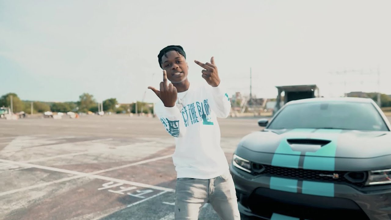 MoneyMarr - Ice Skating (Official Video)