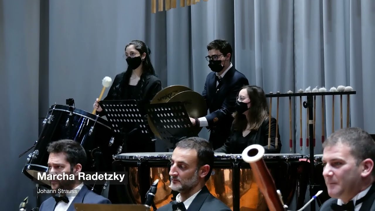 MARCHA RADETZKY. ORQUESTRA SIMF&Ograve;NICA UNI&Oacute; MUSICAL LL&Iacute;RIA. DIRECTOR PASCUAL CABANES