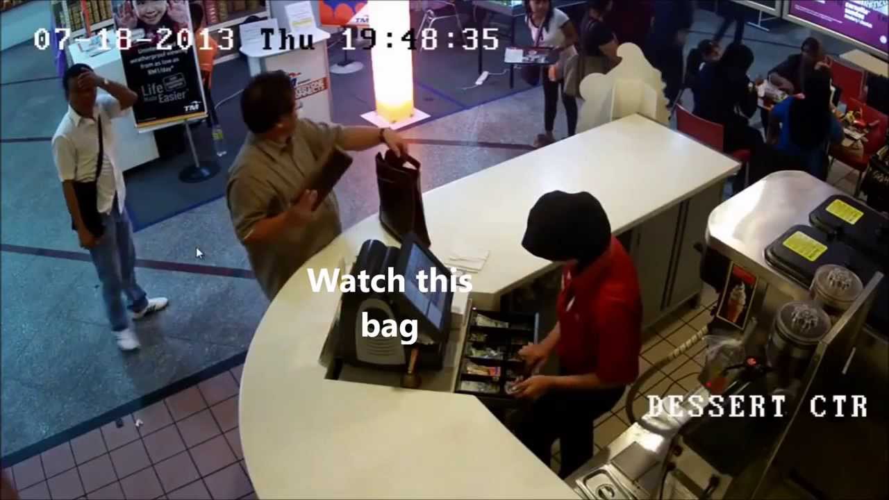 Coordinated Pickpockets Stealing Man's bag at Ampang Point Shopping Centre