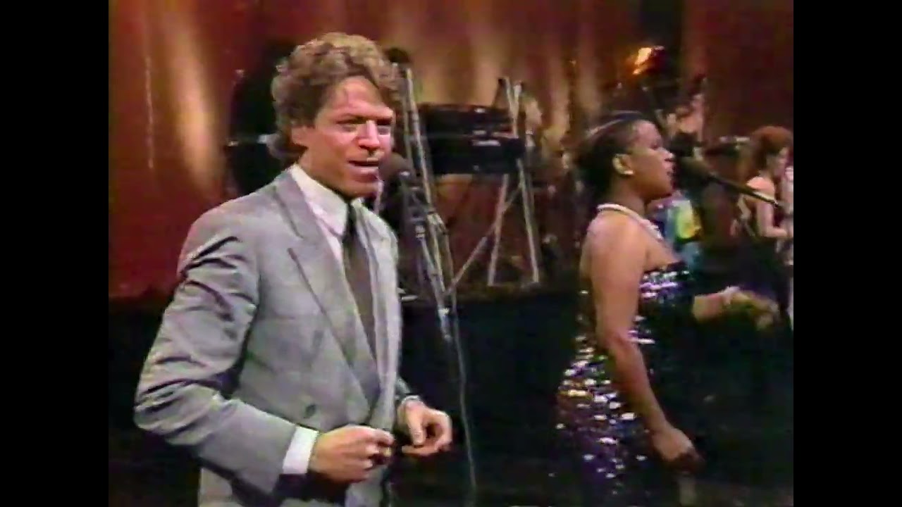 Robert Palmer ADDICTED TO LOVE on The Tonight Show Johnny Carson 1985 KCST San Diego