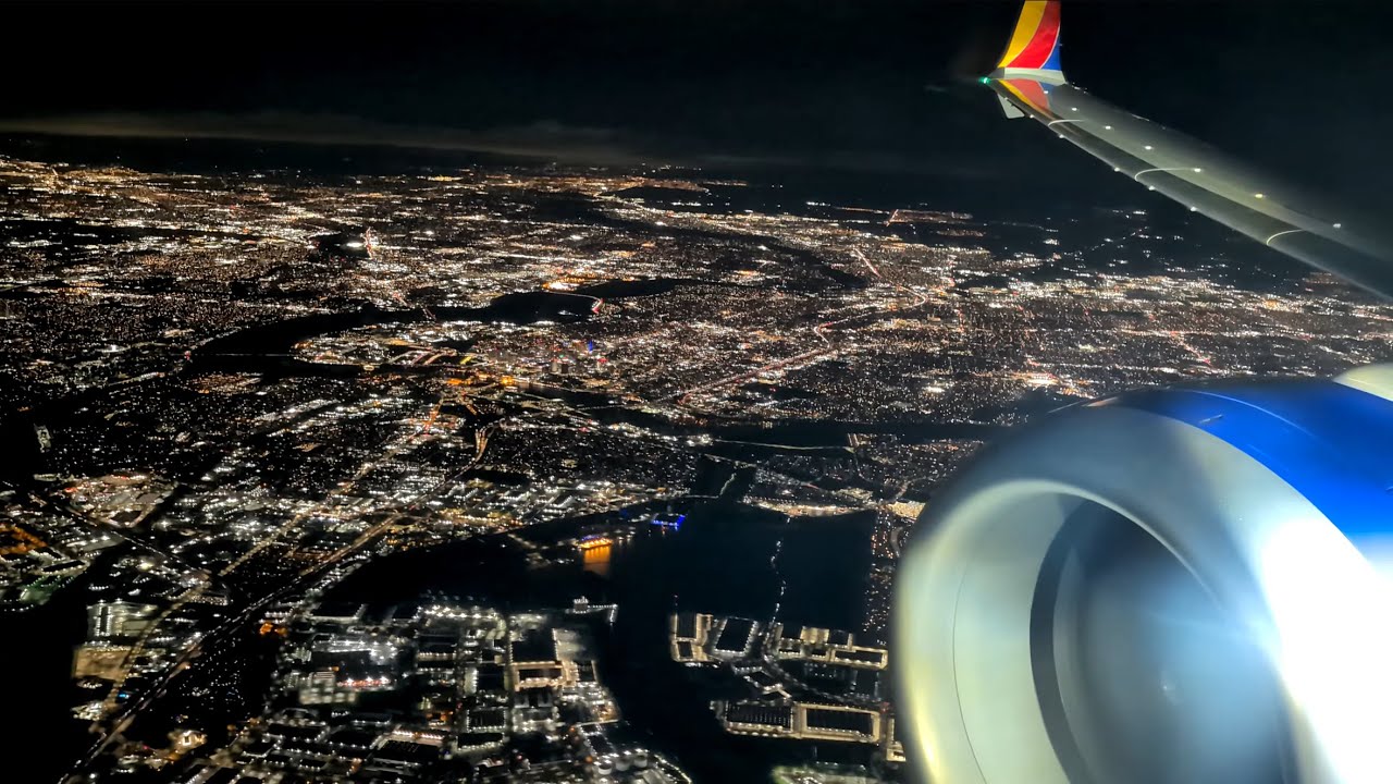 (4K) Southwest 737 MAX8 Night Landing Sacramento