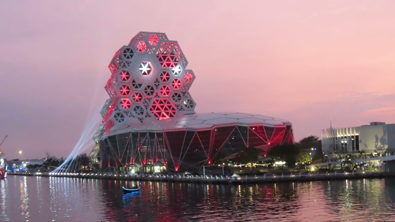 酷炫超人力霸王的日與夜