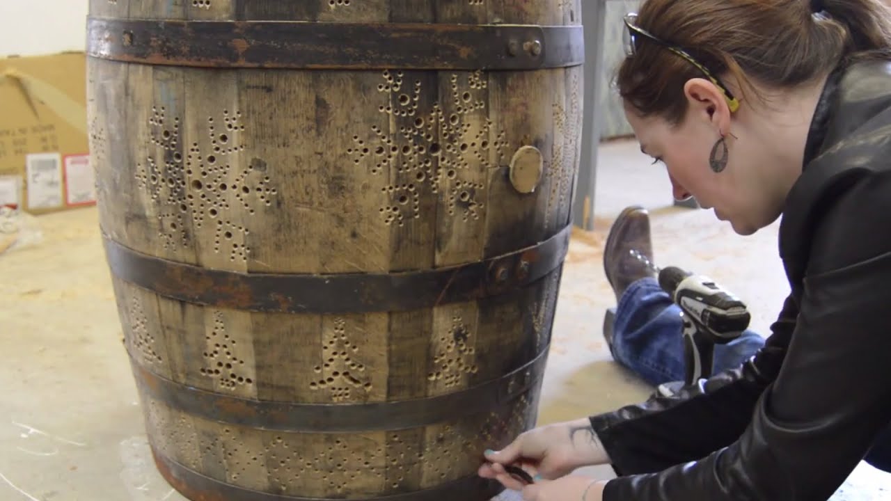 Light Up Whiskey Barrel