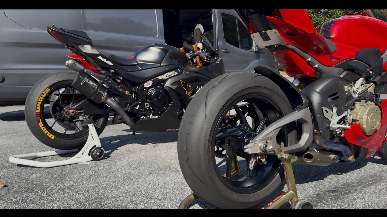 Big Motor Ducati Panigale V4 vs GSX-R1000: All That CC… Still Chasing?