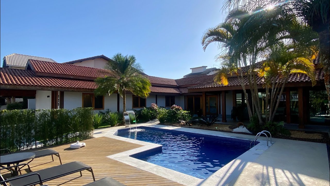 A casa de praia mais aconchegante e bem decorada na praia de Peruíbe . Condomínio Bougainvillee 3 .