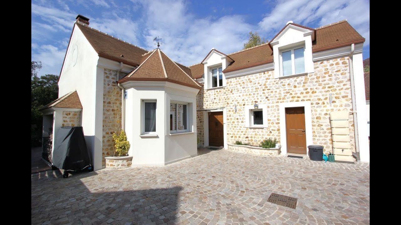 Maison de 167m² avec piscine située à SAINT MICHEL SUR ORGE