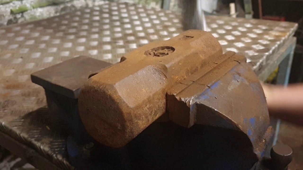 Rusty 14lb/6kg Sledge Hammer Restoration