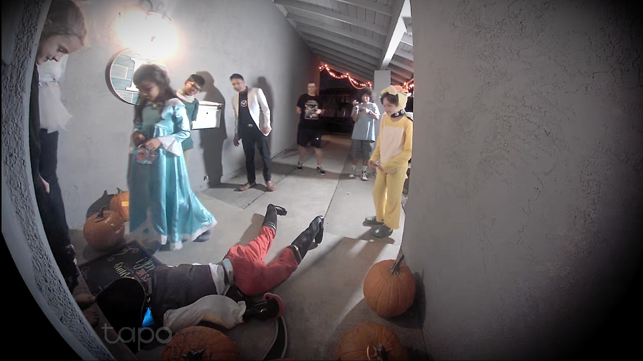 Real Robots Go Trick-or-Treating! | PSYONIC Halloween 2025