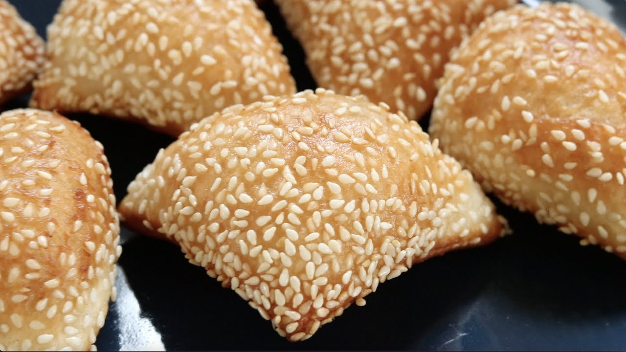 Sesame puffs,you will ask for more once you taste it