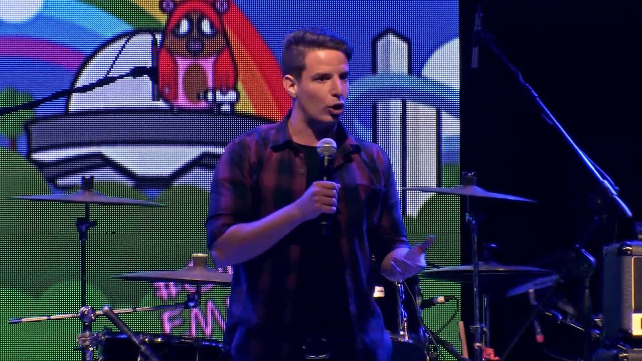 Leo Lenuzza - Stand Up Ciudad Emergente 2015 - Arg