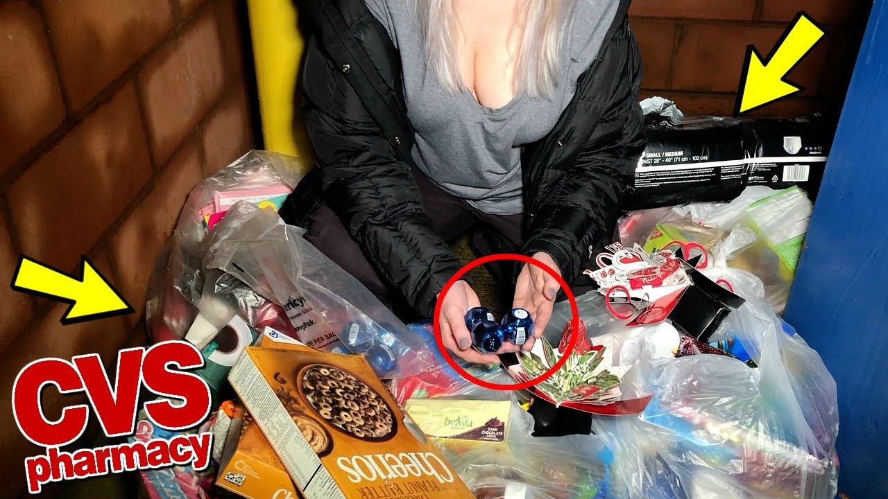 CVS STORE MANAGER LEFT US 7 BAGS FULL! IN THEIR DUMPSTER! NIGHT #300