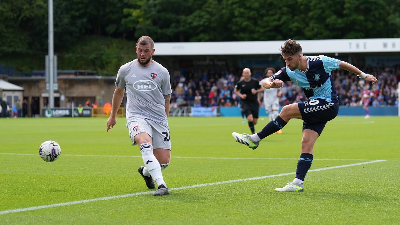 PITCHSIDE | Wycombe vs Exeter