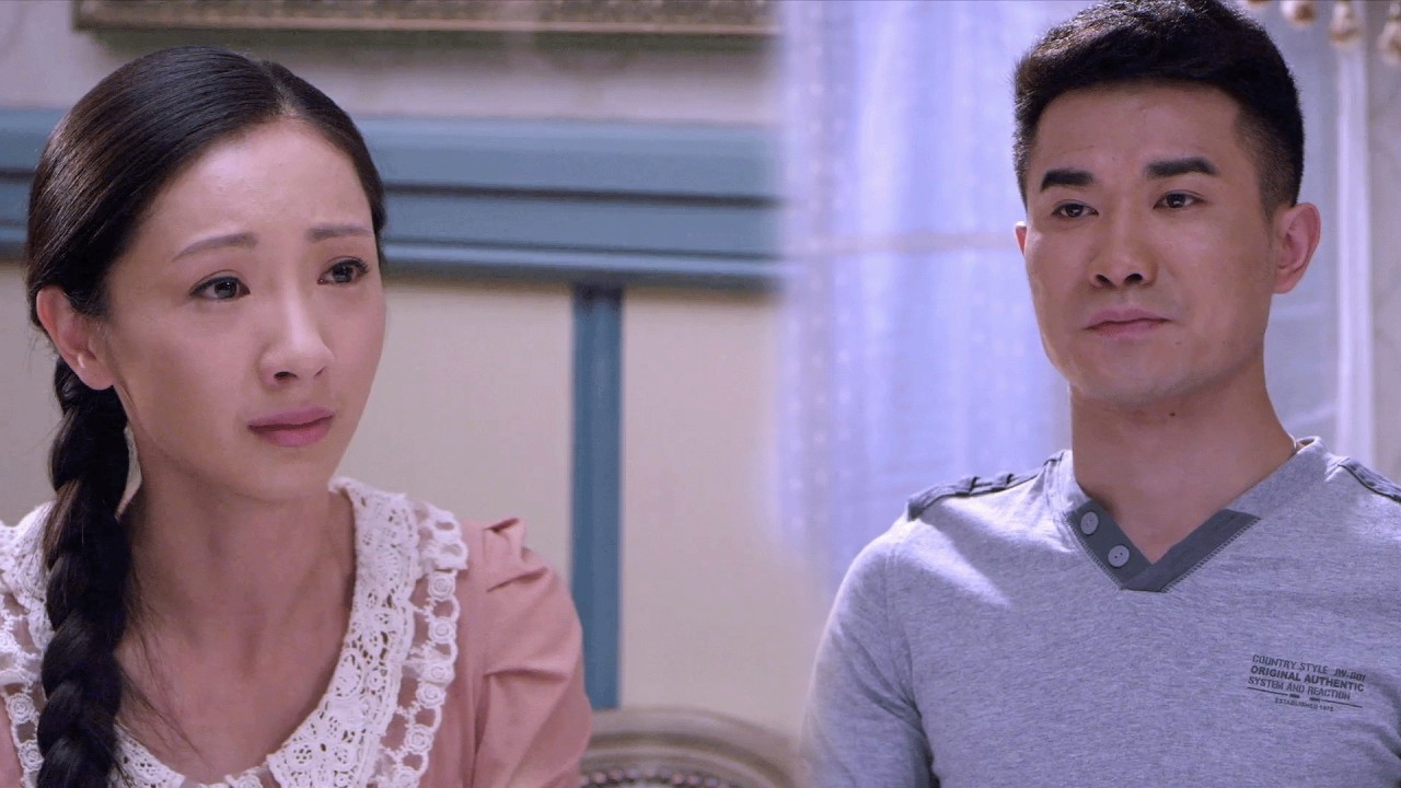 保母深夜向男主人告白，不料被女主人發現，當場開除她！#电视剧 #爱情 #婚姻 #都市 #出轨#drama #love #romantic #kiss #sweet