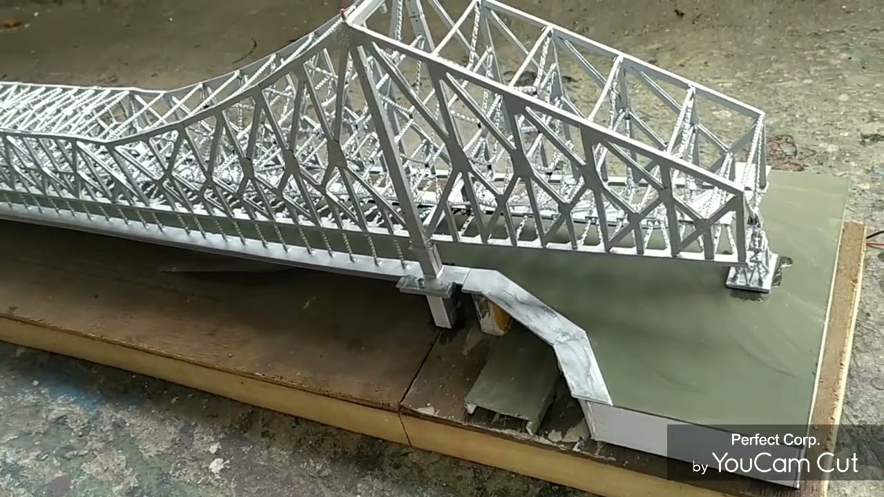 HOWRAH BRIDGE MODEL