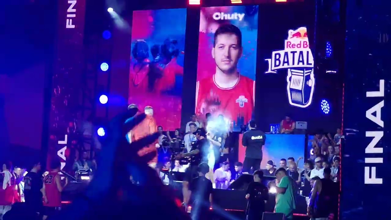 CHUTY VS MNAK/ FINAL / FINAL NACIONAL REDBULL BATALLA DE GALLOS 2023/ desde el publico