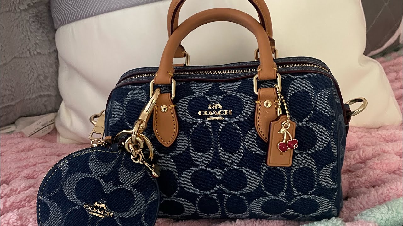 What’s in my bag? ￼(It Holds A Lot)