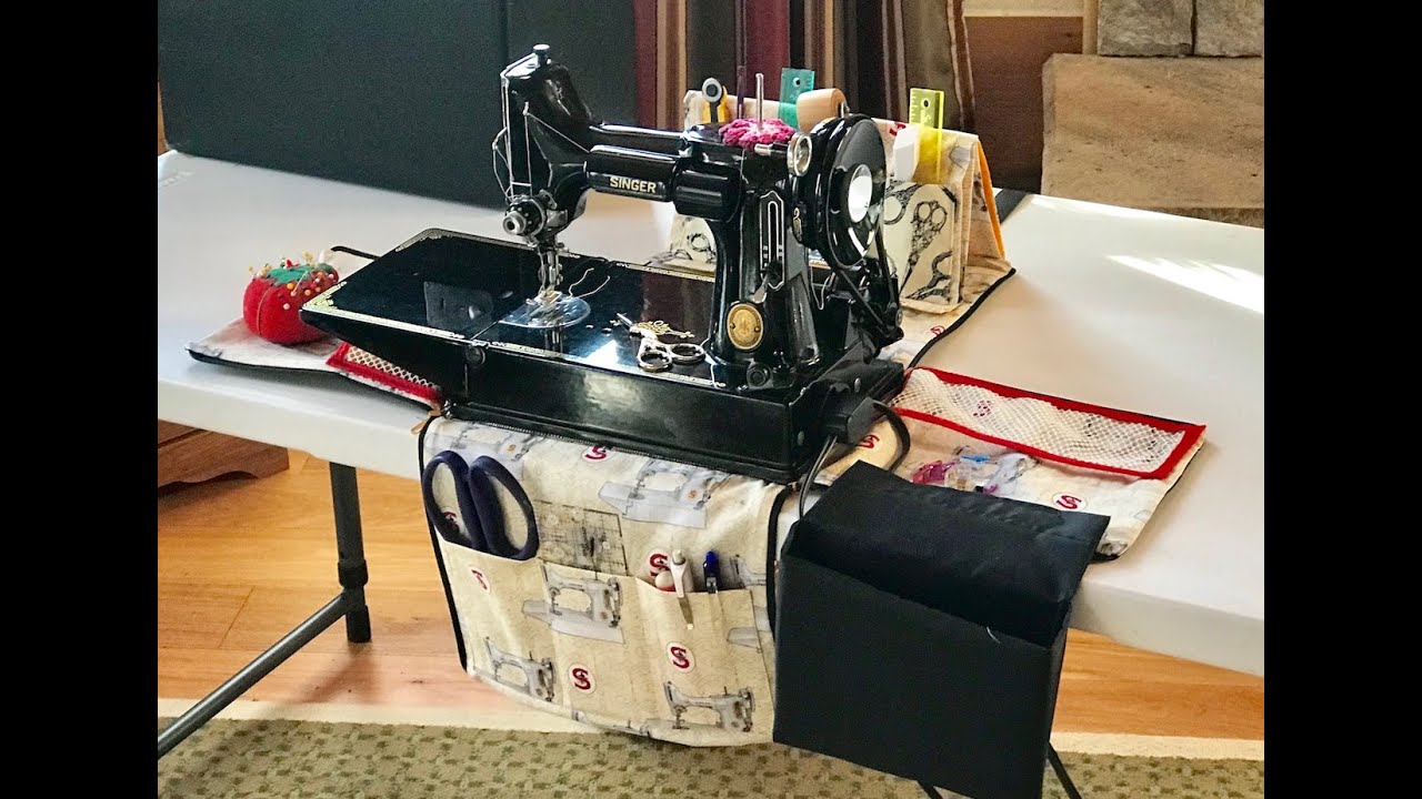 Singer Featherweight workstation and tote 2 in 1, designed and made by Quiltessa Natalie