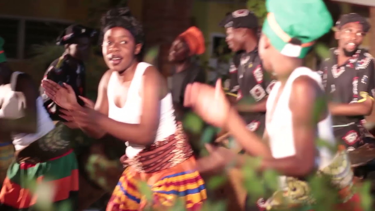 BANTHU NDIWO DANCE COMPANY