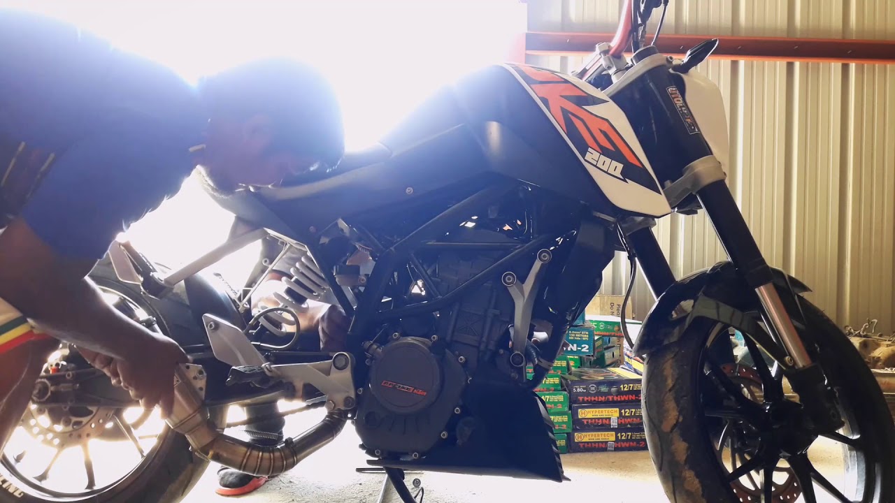 Replacing Stock exhaust to Full system KTM Duke 200